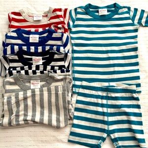 Hanna Andersson Kids Pajamas - Set of 5 (Size 5)